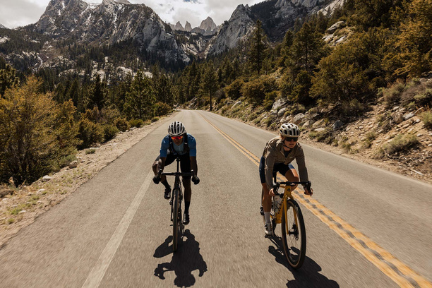 Cyklocomputer (navigace) COROS Dura