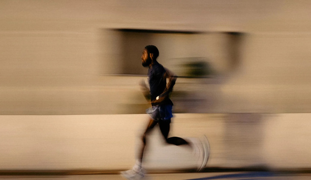 COROS PACE PRO Silikonové sportovní hodinky